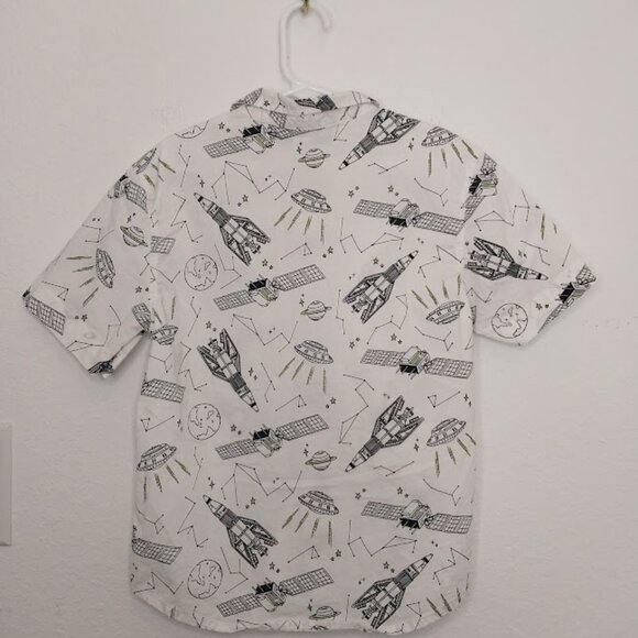Old Navy: 2 Boys Space Button Shirt - Picture 11 of 11